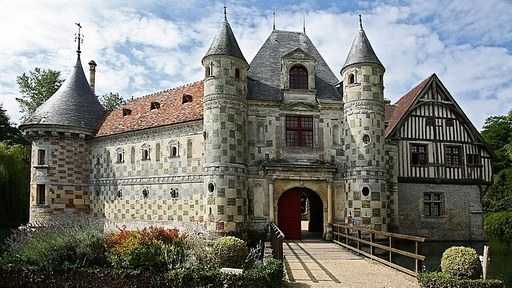 Chemins initiatiques en pays d’Auge : le château de Saint-Germain-de-Livet